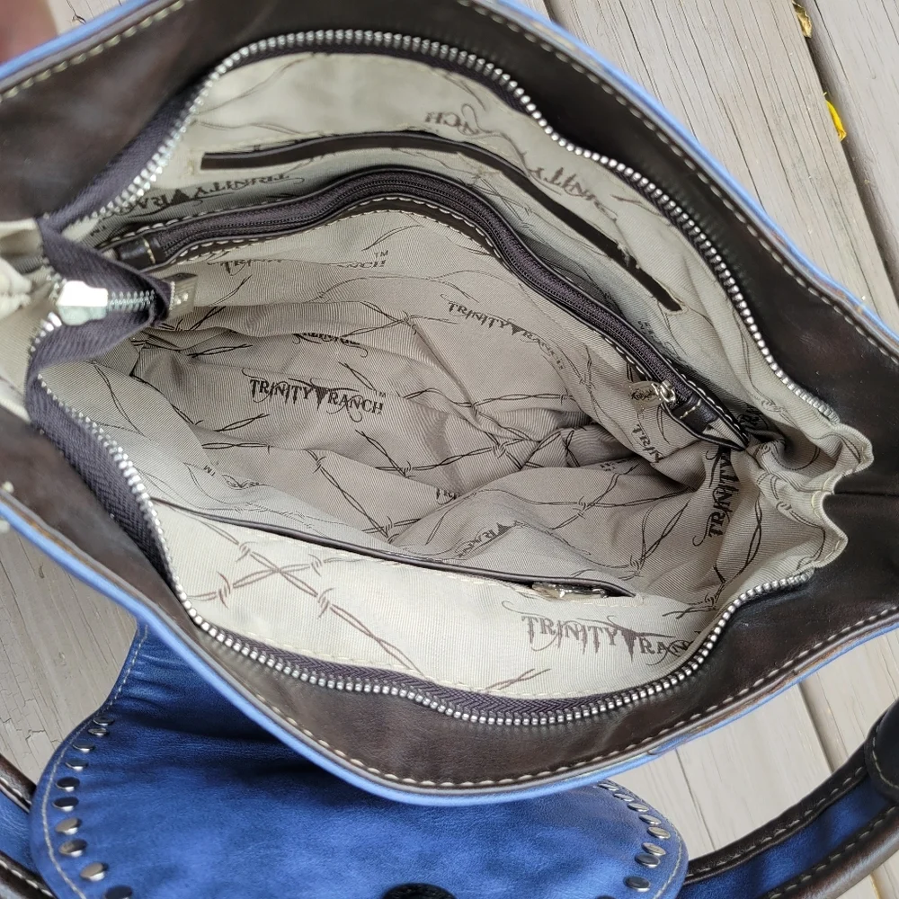Trinity‎ Ranch Periwinkle Leatherette CCW Conseal Carry Boho Western Fringe Bag
